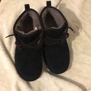 Mens uggs (size 8) (worn shoes)